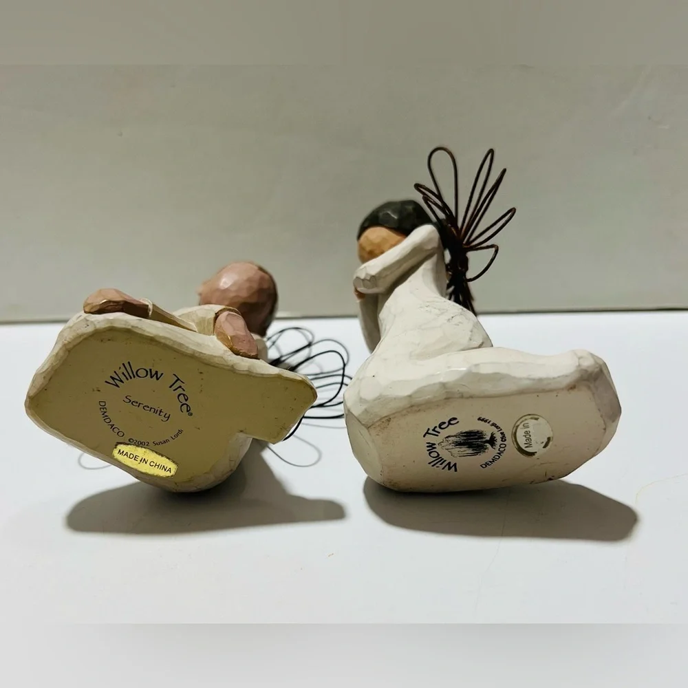 Willow Tree Figurines (2) Angels of Prayers 1999 and 2002 Metal Wings